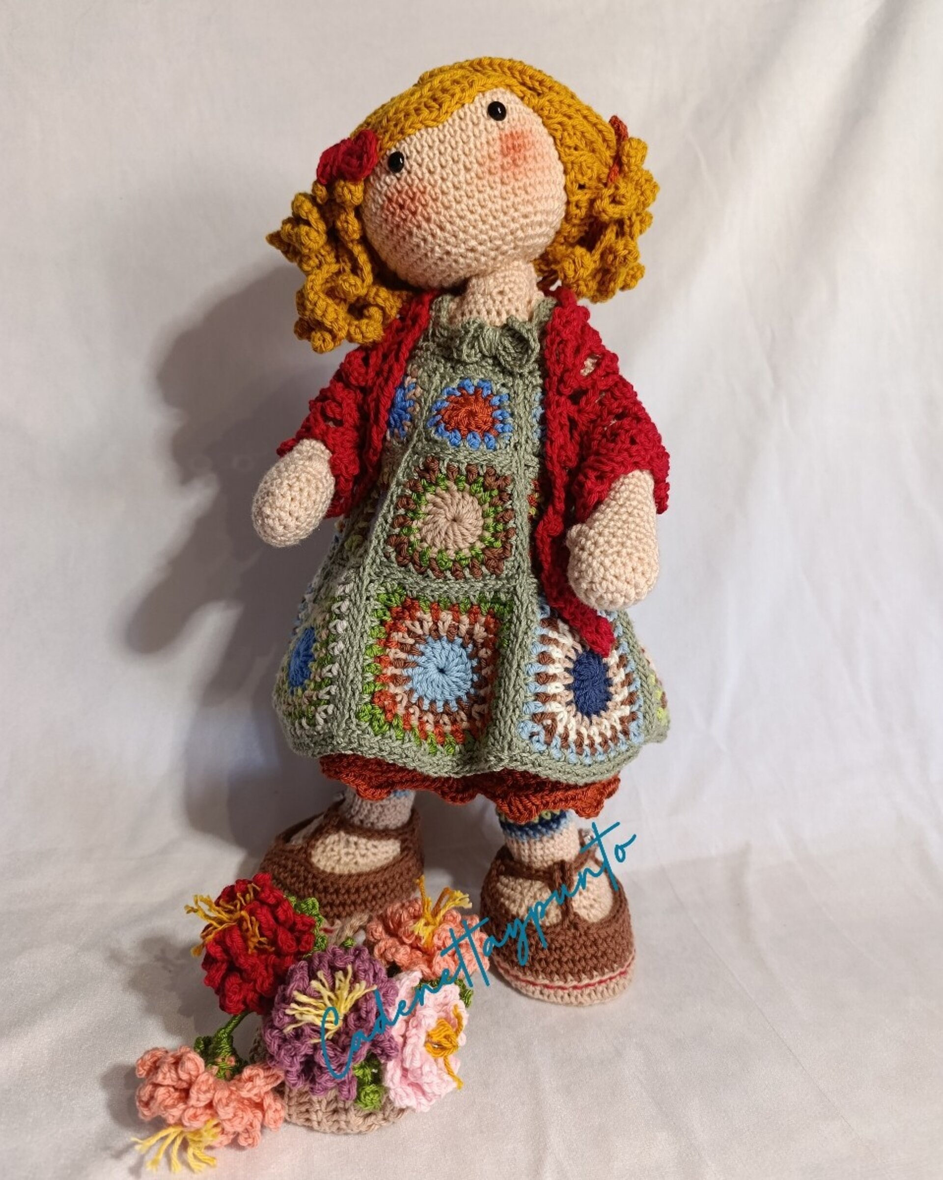 Muñeca Amigurumi, "Mia" - 3